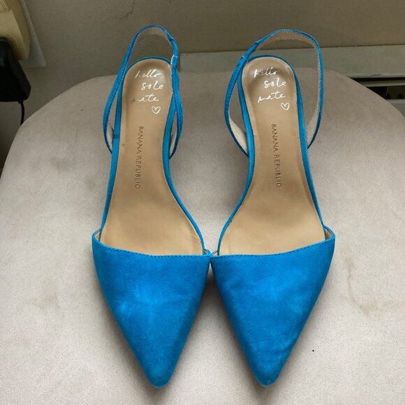 Pointy toe strap pumps - Picture 4 of 10